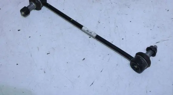 Hyundai Bayon Front anti-roll bar/stabilizer link 