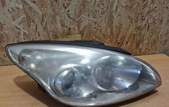 Hyundai i30 Headlight/headlamp 921022LXXX