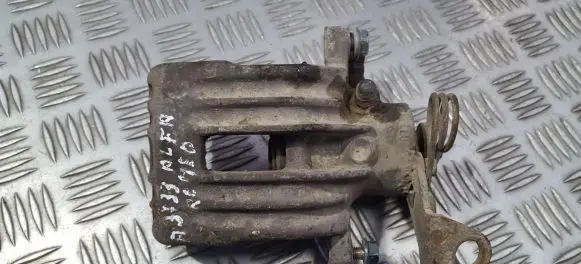 Alfa Romeo 156 Rear brake caliper