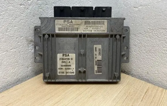 Citroen Xsara Picasso Engine control unit/module 963272728002 216447298 50409S05