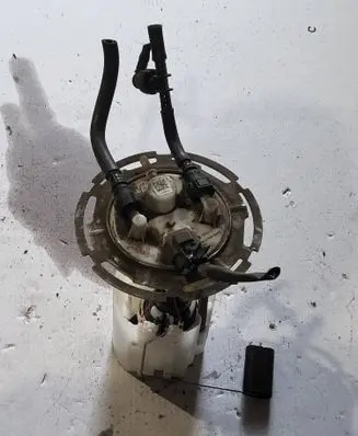 Nissan Note (E12) In-tank fuel pump 0580203163