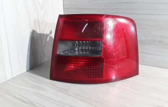Audi A6 S6 C5 4B Rear/tail lights 4B9945096F