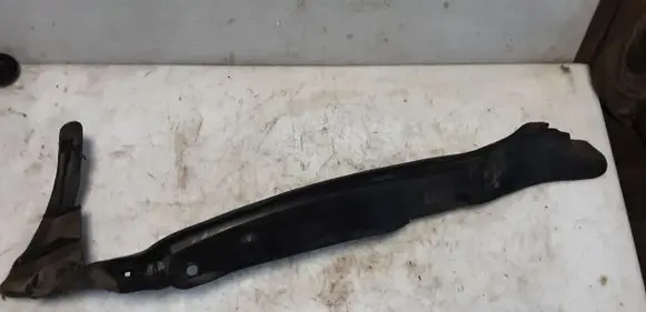 Audi Q7 4L Fender end trim 4L0821112