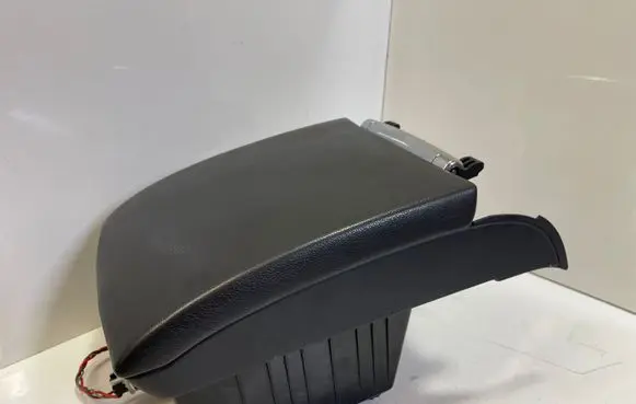 Volkswagen Phaeton Armrest 3D0864101AD