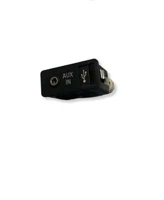 BMW 7 F01 F02 F03 F04 AUX in-socket connector 9129652