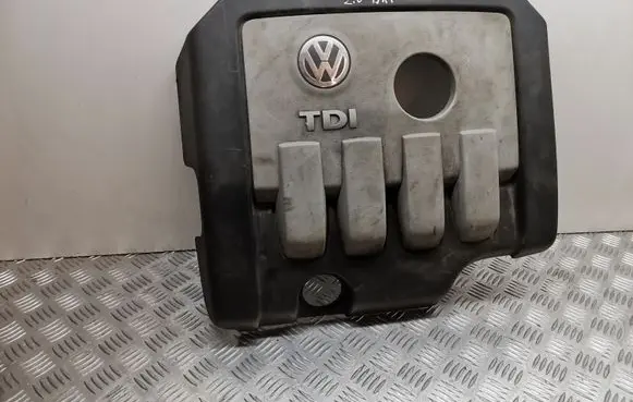 Volkswagen PASSAT B6 Engine cover (trim) 03G103925BC