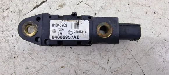 Chrysler Pacifica Airbag deployment crash/impact sensor 04686957AB