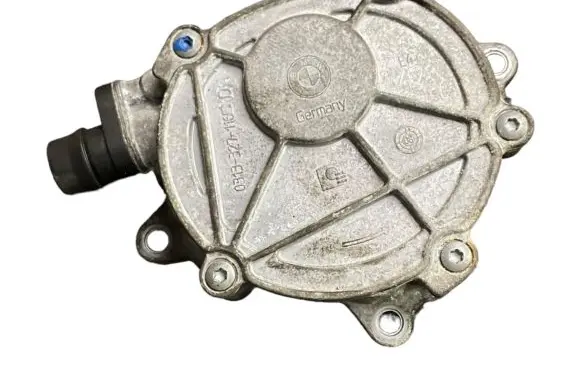 BMW 1 E82 E88 Vacuum pump 0313337124 0313327116