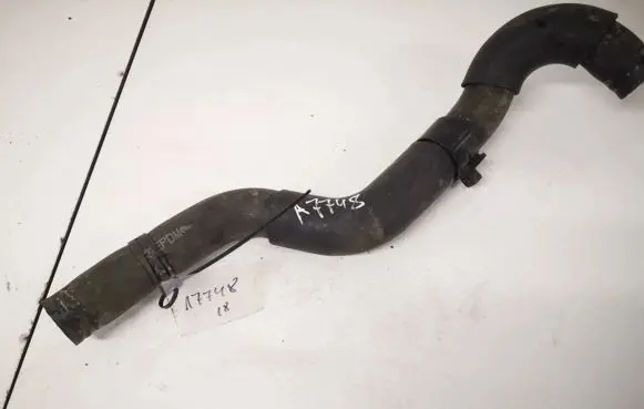 Mazda CX-7 Engine coolant pipe/hose