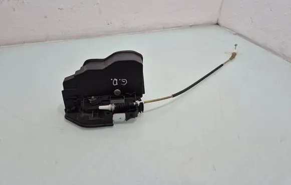 BMW 7 F01 F02 F03 F04 Rear door lock 