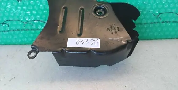 Audi A4 S4 B8 8K Timing belt guard (cover) 038109147D