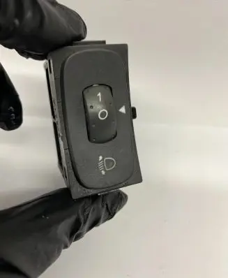 Renault Laguna II Headlight level height control switch 8200002439