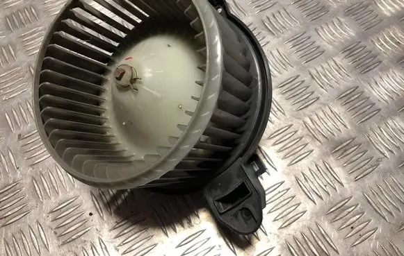 Nissan Almera Tino Heater fan/blower 300802