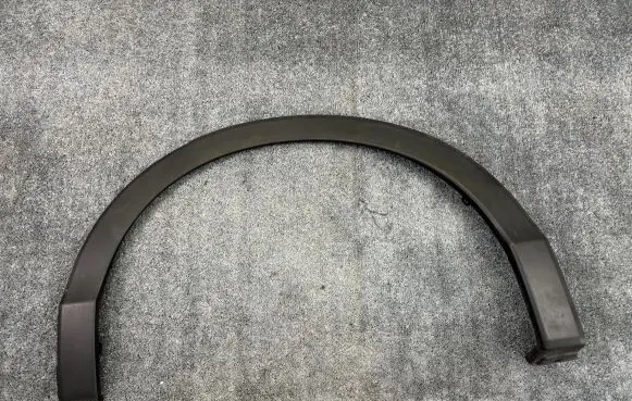 Honda Civic X Rear arch trim 74450-TV0-E010-M1 L355