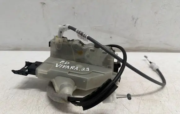 Opel Vivaro Front door lock 16942543