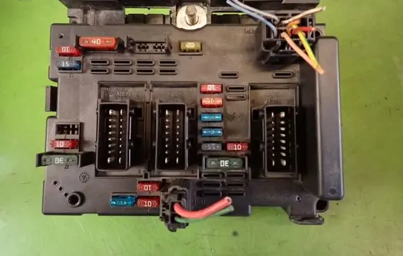 Peugeot 307 BSM Control unit 9643538080