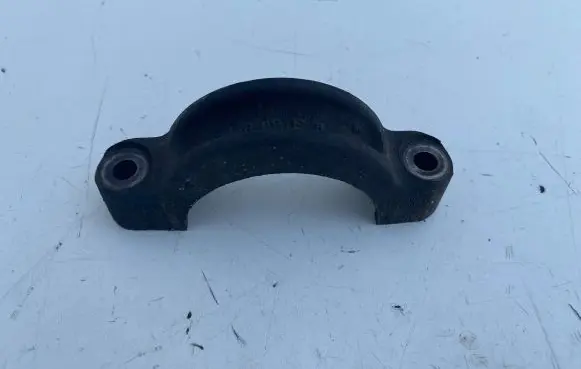 Volvo V70 Driveshaft support bearing bracket 