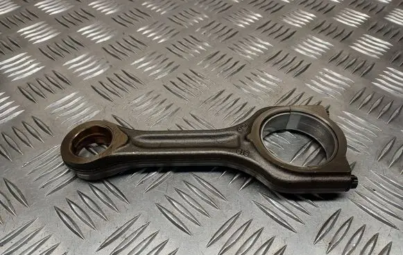 Volvo C30 Connecting rod/conrod 619