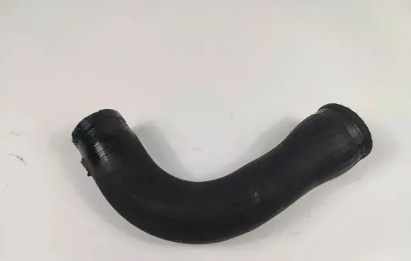 Nissan Qashqai Engine coolant pipe/hose