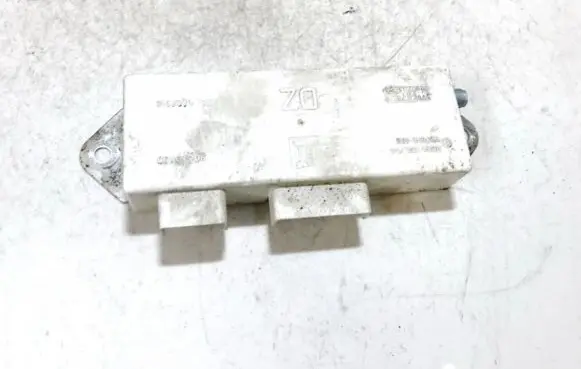 Opel Omega B1 Antenna control unit 90563190 abs0808018