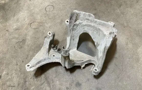 Peugeot Partner III Fuel filter bracket/mount holder 9678325480