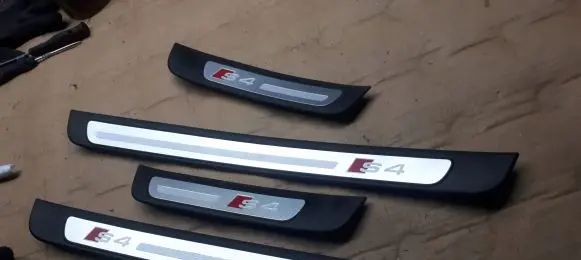 Audi A4 S4 B8 8K sill trim set (inner) 