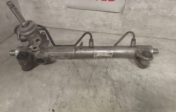 Opel Zafira B Steering rack 7831985142