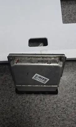 Volvo S60 Engine control unit/module 0261206829