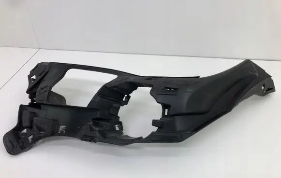 BMW X6 F16 Front bumper mounting bracket