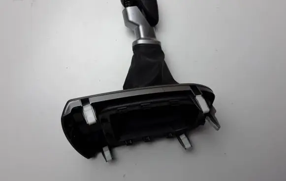 KIA Rio Gear lever shifter trim leather/knob 437113W300