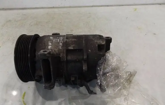Renault Scenic III - Grand scenic III Air conditioning (A/C) compressor (pump) 8200958328