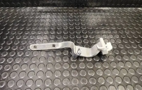 Audi A7 S7 4G Tailgate/trunk/boot hinge 4G8827299
