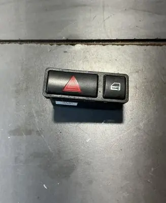 BMW 3 E46 Hazard light switch 8368920