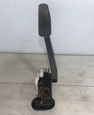 Volvo S80 Accelerator throttle pedal 9496621