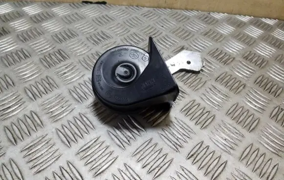 Mercedes-Benz B W246 W242 Horn signal A0065428620