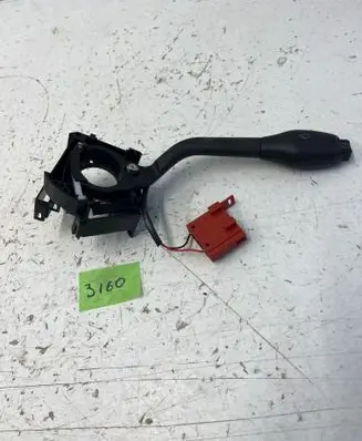 Volkswagen Lupo Wiper control stalk V15803222