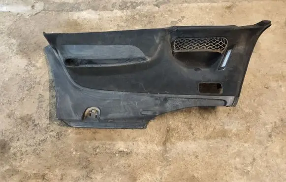 Audi Q7 4M Trunk/boot side trim panel 4M0863879P