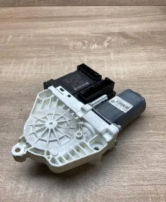 Volkswagen PASSAT B6 Front door window regulator motor 1K0959792P 1T0959702L