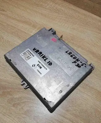 Renault Laguna I Engine control unit/module ECU S101725114 HOM7700864275 UNT