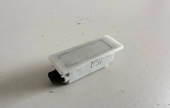 BMW 5 E60 E61 Boot/trunk interior light 6972605