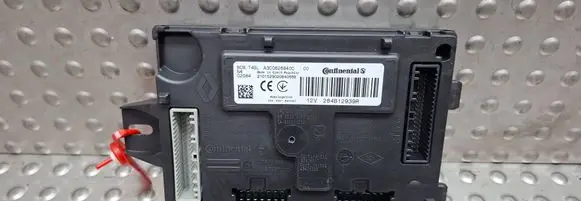 Renault Express Central body control module S25053186 A3C06268400 284B12939R