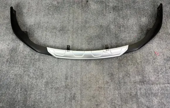 Toyota Auris E210 Front bumper PW417-02000 Z642