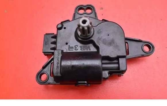 KIA Sportage Air flap motor/actuator EA1F0NX5AA