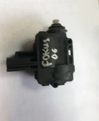 Fuel tank cap lock motor