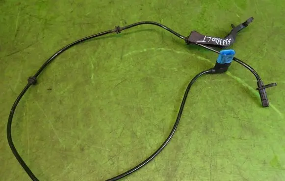 Infiniti Q30 ABS wheel speed sensor 