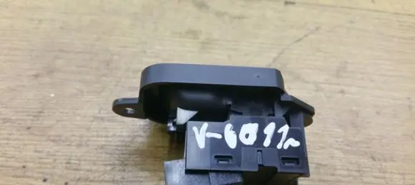 Volvo V60 Electric window control switch 31272013