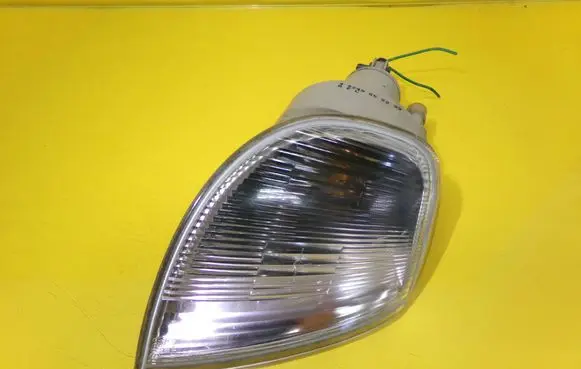 Citroen Saxo Front indicator light 