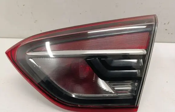 Opel Crossland X Tailgate rear/tail lights