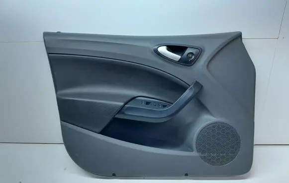 Front door card panel trim