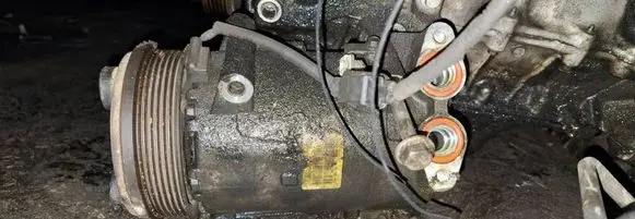 Ford C-MAX I Air conditioning (A/C) compressor (pump)